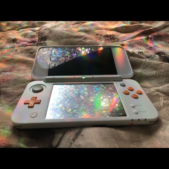 Nintendo 2DS XL. Preinstalled Mario Kart 7! - Picture 3 of 3